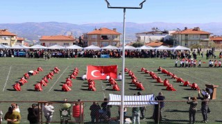 Karacasuda Cumhuriyetin 102. yılı coşkuyla kutlandı