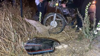 Karamanda motosiklet şarampole devrildi: 2 yaralı