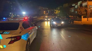 Karamanda motosiklet traktörün römorkuna çarptı: 1 yaralı