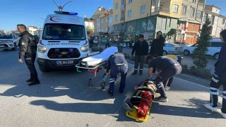 Karamanda otomobilin çarptığı kadın yaralandı