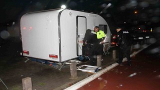 Karavanda kalan yaşlı adamdan haber alınamıyor