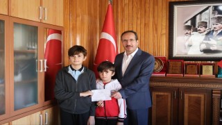 Kardeşlerden anlamlı ve duygu yüklü bağış