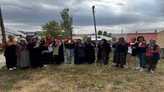 Karsta jandarma kadınları KADES hakkında bilgilendiriyor