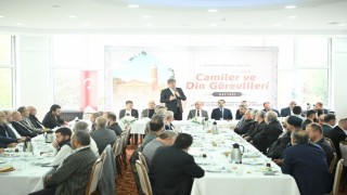 Kartepede din görevlileri unutulmadı