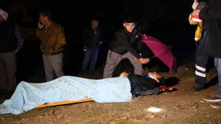 Kastamonuda tur midibüsü devrildi: 24 kişi yaralandı