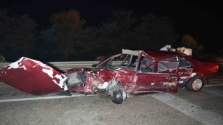 Kastamonuda zincirleme trafik kazasında Tofaş hurda yığınına döndü