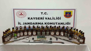 Kayseride 50 şişe sahte alkol ele geçirildi: 2 gözaltı