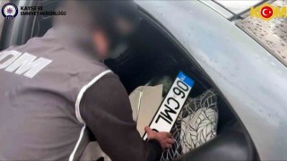 Kayseride sahte plaka operasyonu: 2 gözaltı