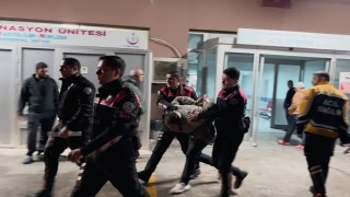 Kendisini dolandırdığını iddia ettiği arkadaşını silahla vurdu