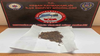 Keşanda polisin durdurduğu 2 şüpheliden uyuşturucu ele geçirildi