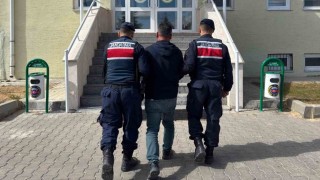 Kırıkkalede FETÖden aranan eski komiser yakalandı