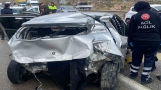 Kırıkkalede iki otomobil çarpıştı: 4 yaralı