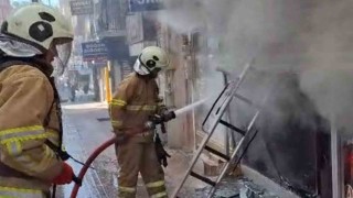 Kırıkkalede telefon mağazasında korkutan yangın