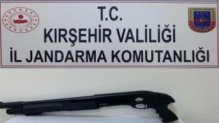 Kırşehirde ruhsatsız tüfek operasyonu