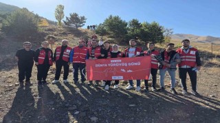 Kızılaydan Dünya Yürüyüş Gününde sağlık için adım etkinliği