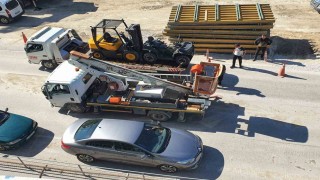 Köprüde arıza yapan tır trafiği felç etti