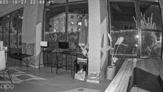 Korkutan şimşeğin ardından deprem meydana geldi