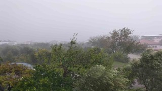 Köyceğizde fırtına ve sağanak yağış etkili oldu