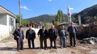 Köylüler yol çilesinin bitmesini istiyor