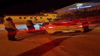 Kozanda modifiye araçlara ceza yağdı: 16 araç ve 11 motosiklet trafikten men edildi