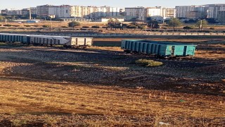 Kurtalanda tren vagonu raydan çıktı