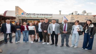 Kuşadası Belediyesi sofrasını bu yıl da üniversitelilerle paylaşıyor