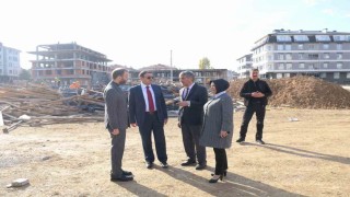 Kütahyada devam eden eğitim yatırımlar yerinde incelendi