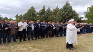 Kütahyada duanın ardından yağan yağmur, katılımcılarda büyük sevinç oluşturdu