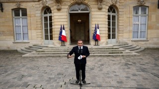 Fransa’da 27 Günlük Başbakan Sebastien Lecornu İstifa Etti