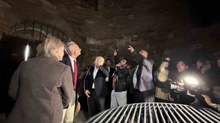 Lev Tolstoyun yeğeni Kont Nikola Tolstoy, Yedikule Zindanlarını ziyaret etti: Osmanlıdan çok öğreneceklerimiz var