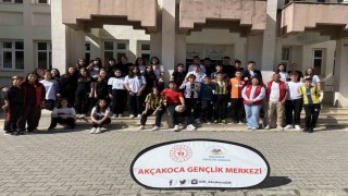 Liselilere spor oyunları ile tanıtım sürüyor