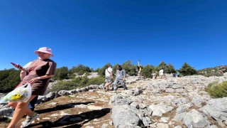 Litvanyalı turistler tarihi köye hayran kaldı