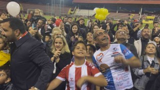 Lösemiyi atlatan 11 yaşındaki Gencay için gökyüzüne balonlar bırakıldı