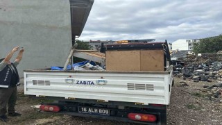 Maç öncesi seyyar satıcılara ortak denetim: Malzemelere el konuldu