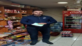 Mahallelinin borcunu kapattı, veresiye defterini yaktı