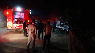 Malatyada park halindeki araçta çıkan yangın paniğe neden oldu