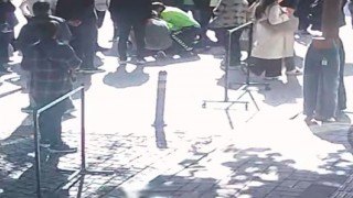 Maltepede trafik polisi hayat kurtardı: Kalp krizi geçiren yaşlı adam suni teneffüsle hayata döndü