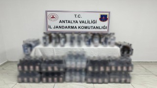 Manavgatta durdurulan araçtan 400 litre kaçak ve sahte içki ele geçirildi