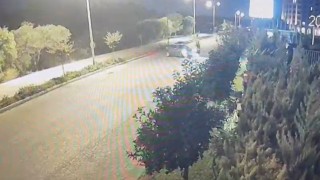 Manavgatta motosiklet U dönüşü yapan otomobile çarptı: 1 yaralı