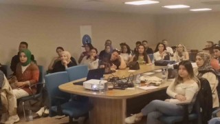 Manavgatta sağlık çalışanlarına EKG eğitimi