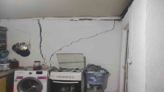 Manisada 83 yapı depremden etkilendi