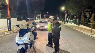 Manisada motosiklet sürücülerine denetim