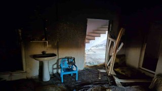 Mardinde 3 katlı evde yangın: 1 kişi öldü, 12 kişi yaralandı