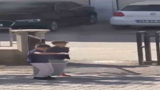 Mardinde çocuklar çöp bidonuyla halay çekti