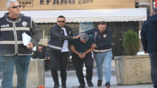 Markette çocuğunu tekmeleyen baba tutuklandı