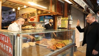 Mehmet Kuş, haftaya esnafla buluşarak başladı