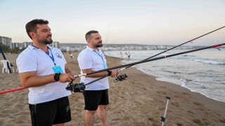 Mersinde 8. Altın Kanca Surfcasting Turnuvası tamamlandı