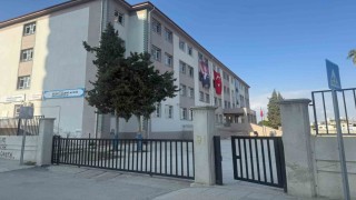 Mersinde okulda gıda zehirlenmesi şüphesi: 26 çocuk hastaneye sevk edildi