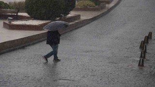 Meteorolojiden kısa süreli sağanak yağış uyarısı