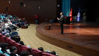 Mezunlar Ofisi ve Kariyer Geliştirme Koordinatörlüğü etkinliklerine devam ediyor